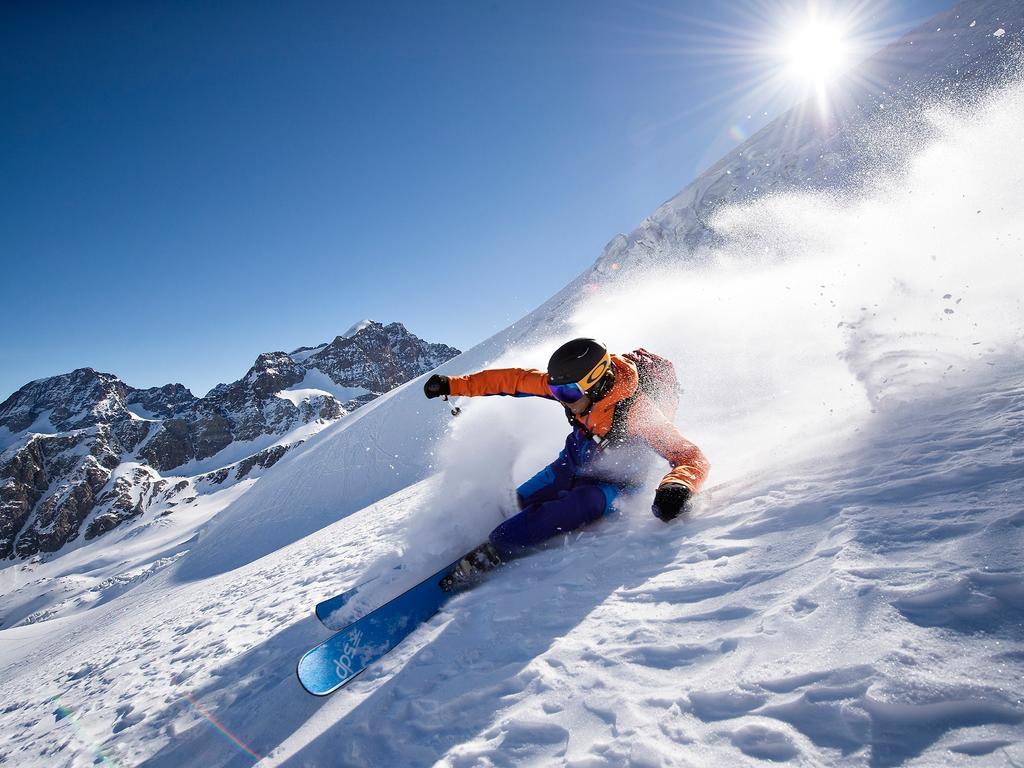 Conrad'S Mountain Lodge Силваплана Екстериор снимка