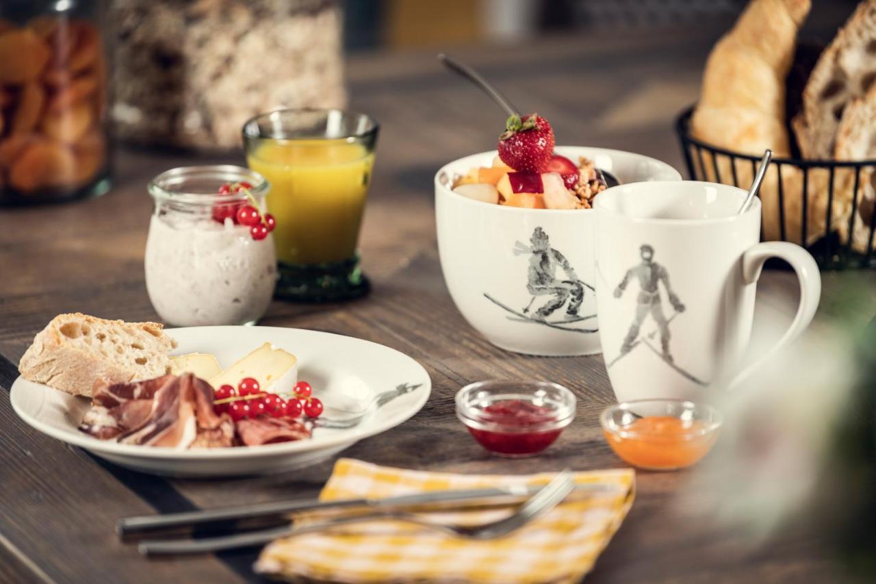 Conrad'S Mountain Lodge Силваплана Екстериор снимка